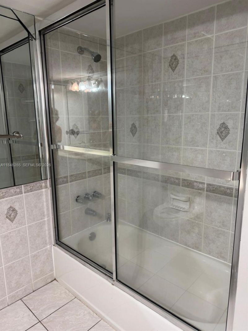 100 Golden Isles Dr, Unit 706, Hallandale Beach, FL 33009 Photo