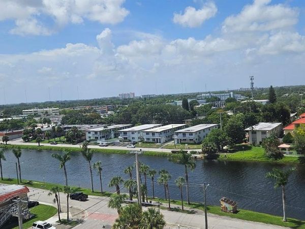 2025 NE 164th St, Unit 914, North Miami Beach, FL 33162