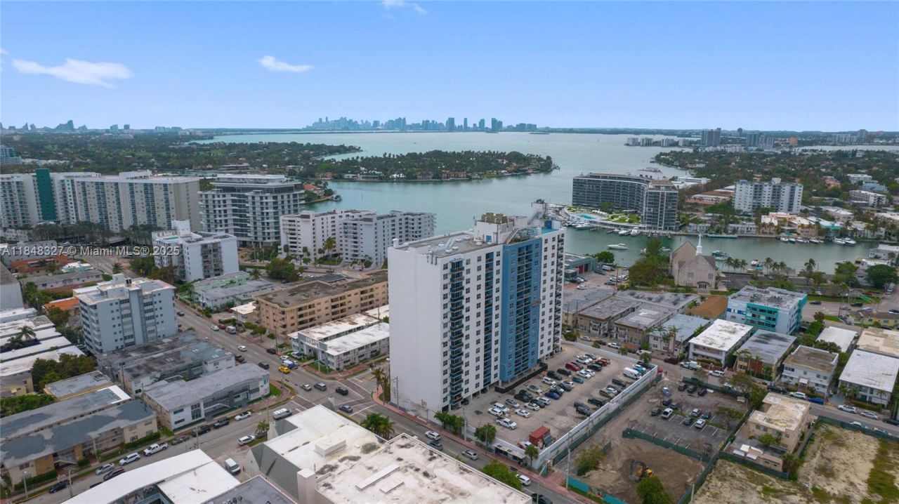 401 69th St, Unit 1204, Miami Beach, FL 33141 Photo