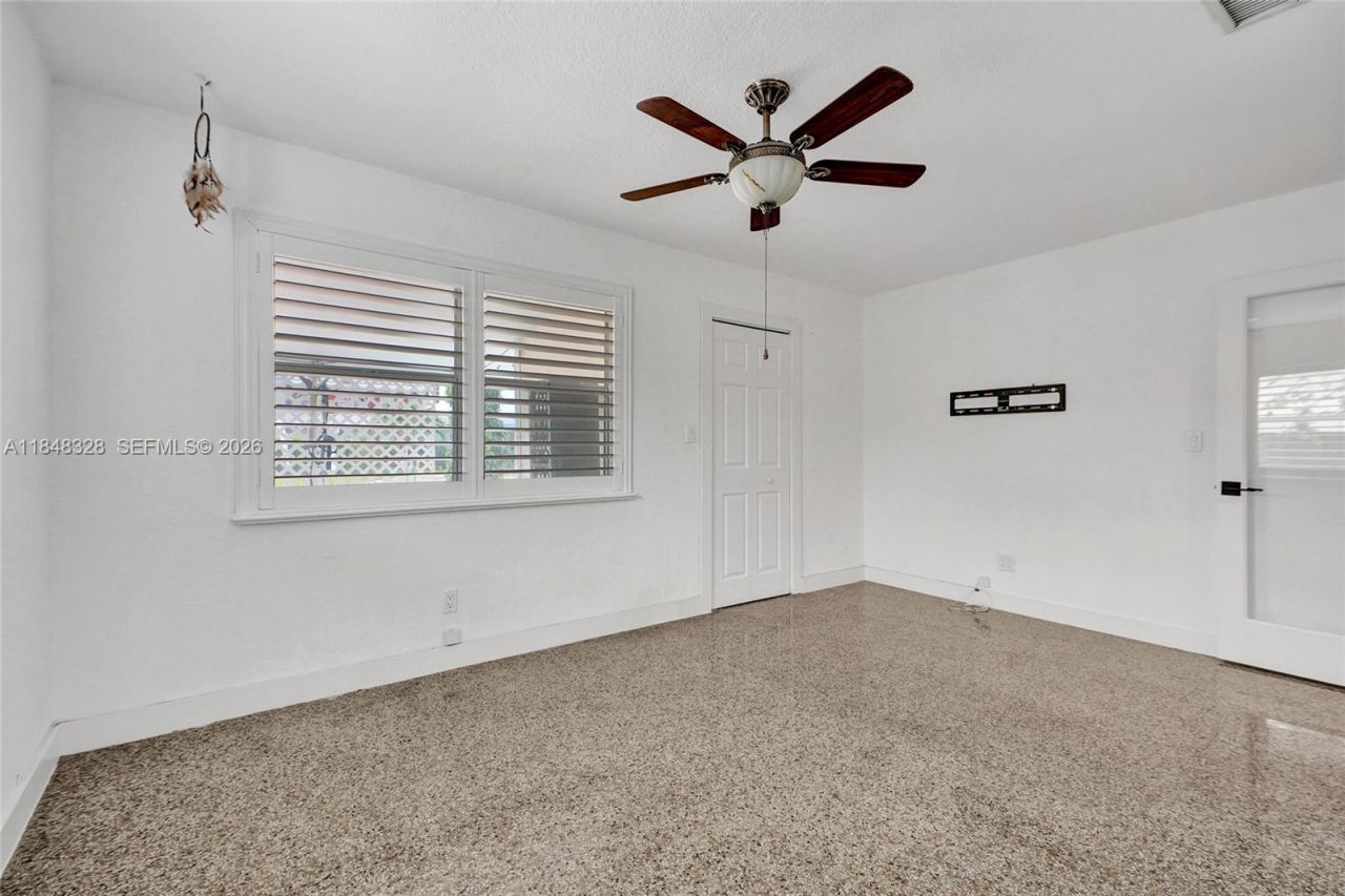 6525 SW 32nd St, Miami, FL 33155 Photo