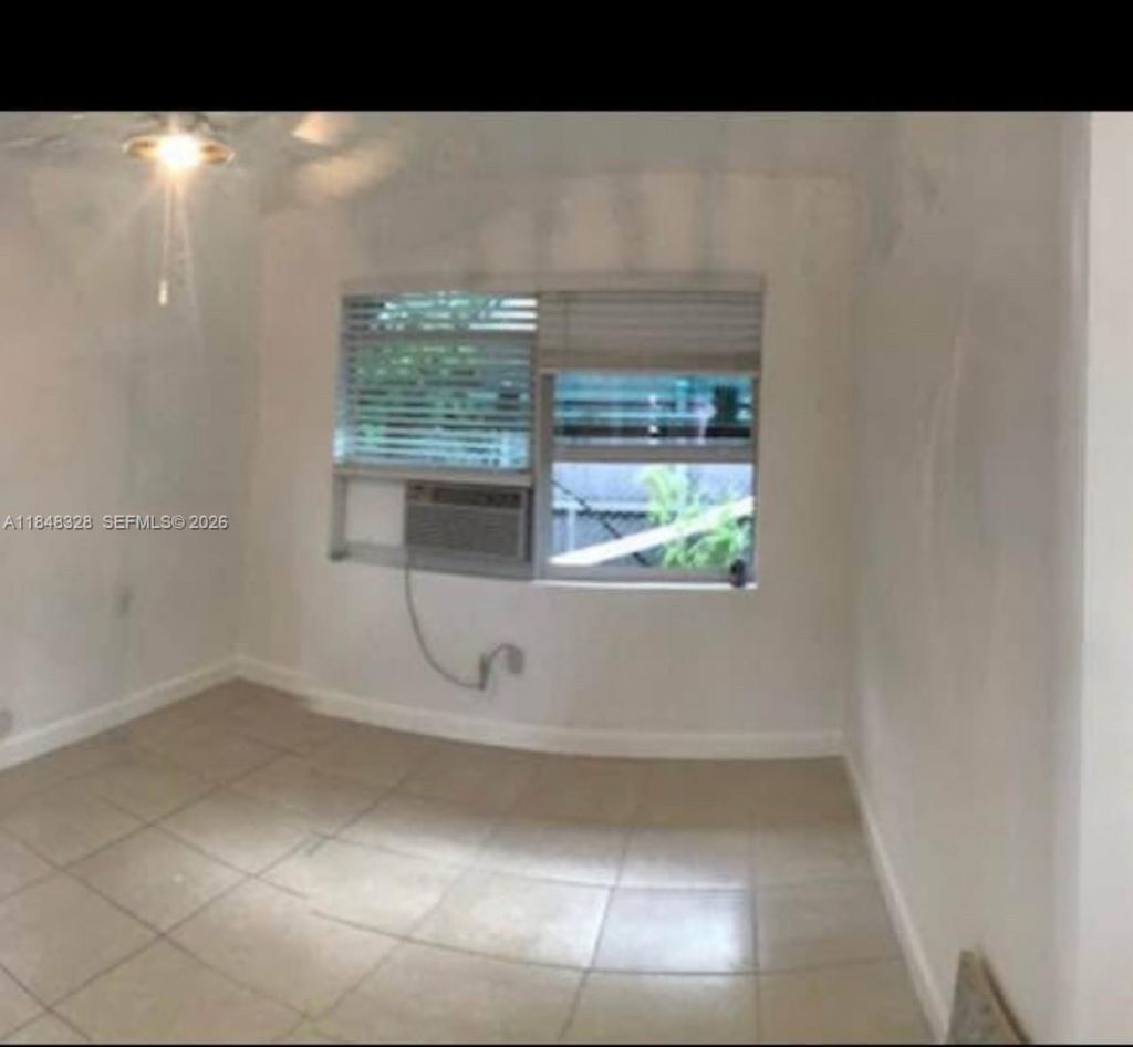 6525 SW 32nd St, Miami, FL 33155 Photo