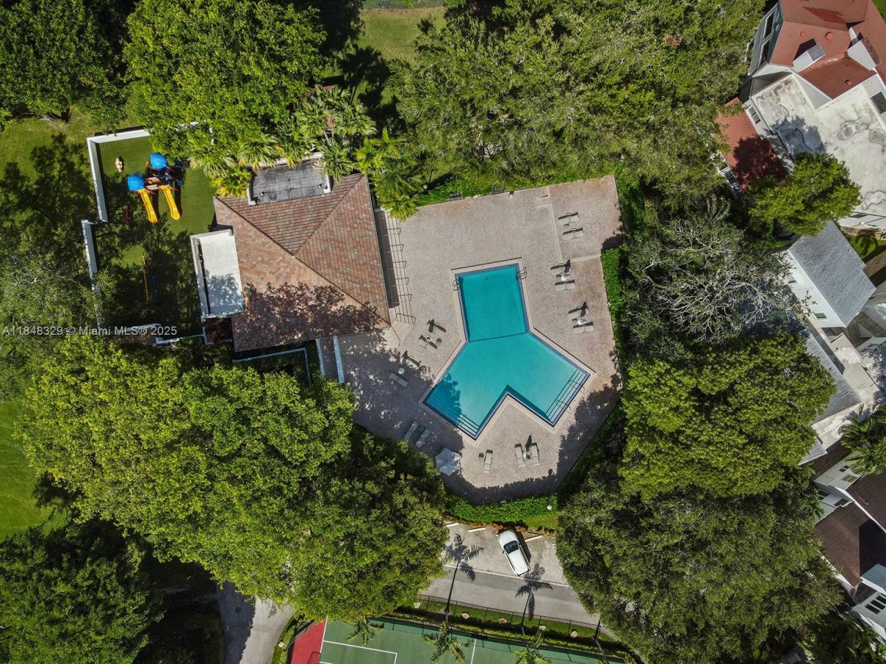 20251 W Oak Haven Cir, Miami, FL 33179 Photo