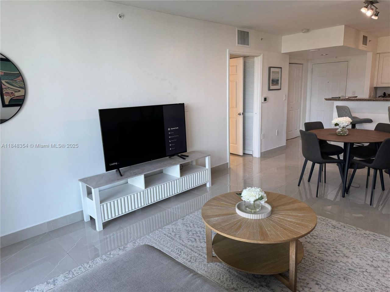 1155 Brickell Bay Dr, Unit 307, Miami, FL 33131 Photo