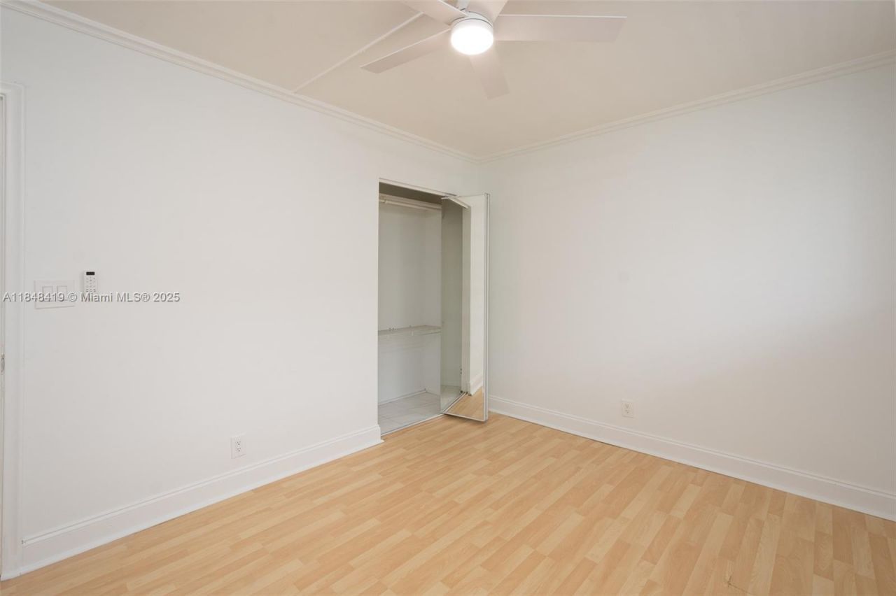 3703 NE 166th St, Unit 408, North Miami Beach, FL 33160 Photo