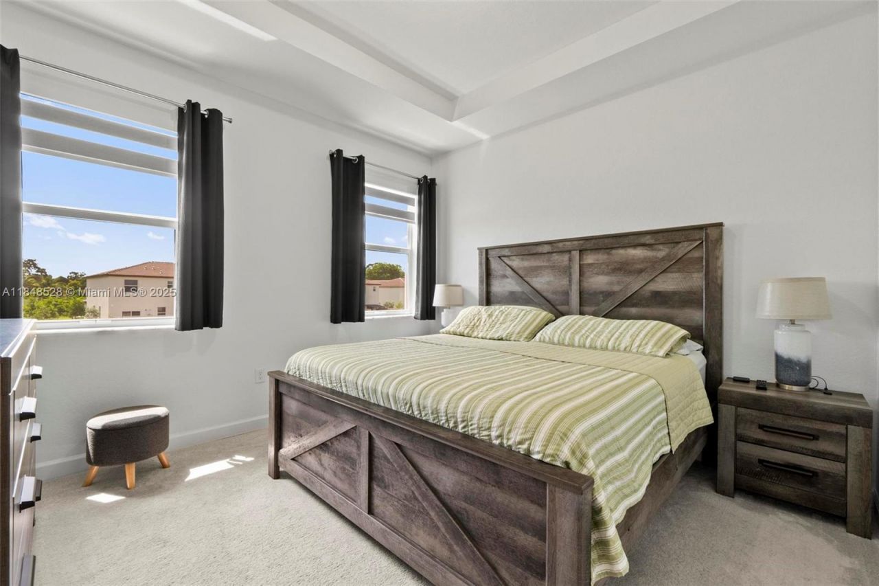 12625 NW 23rd Pl, Miami, FL 33167 Photo
