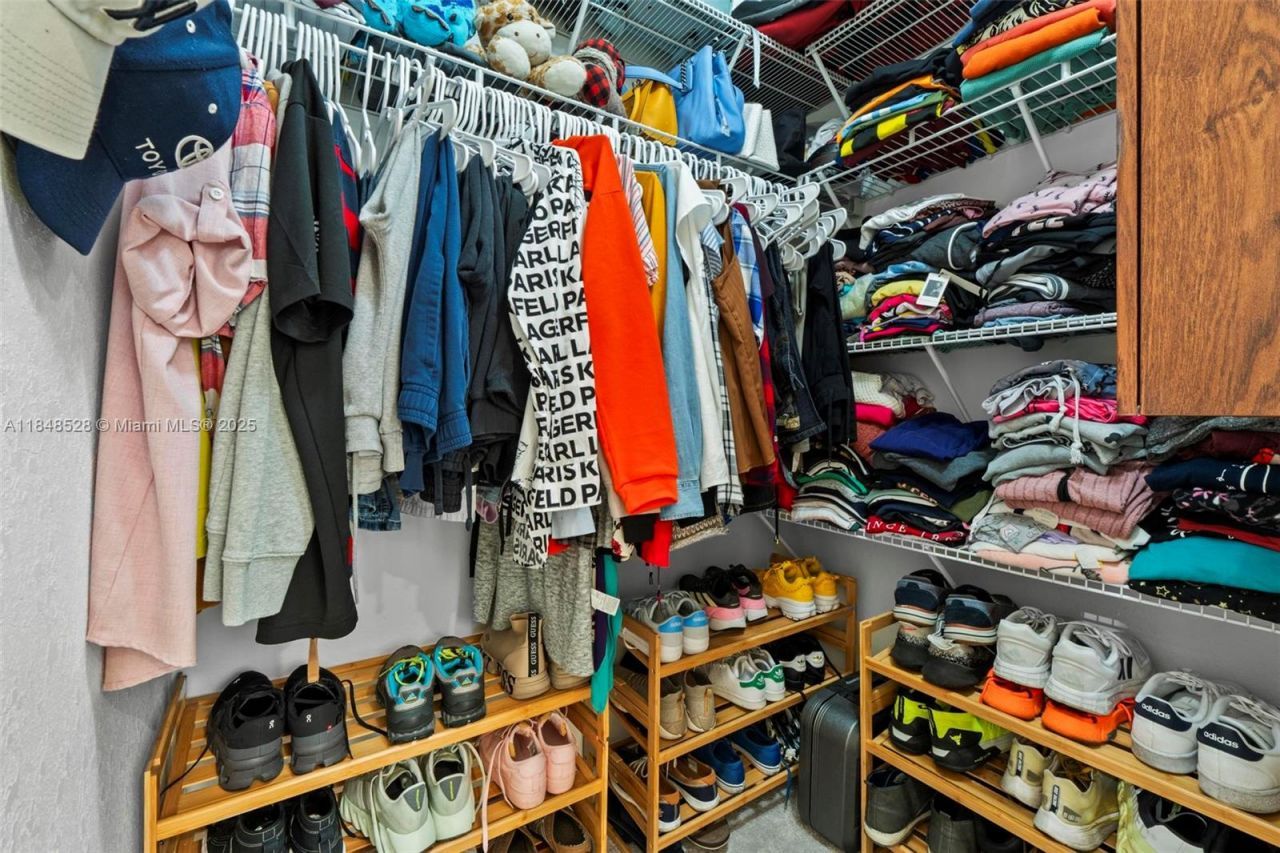 12625 NW 23rd Pl, Miami, FL 33167 Photo