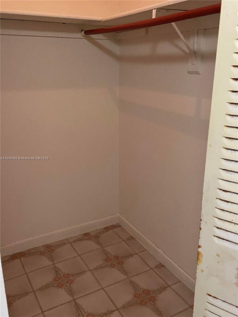 440 E 23rd St, Unit 1416, Hialeah, FL 33013 Photo