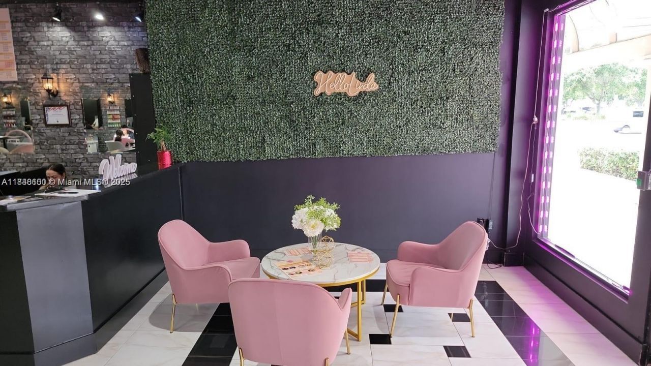 5220 Coconut Creek Pkwy, Margate, FL 33063 Photo