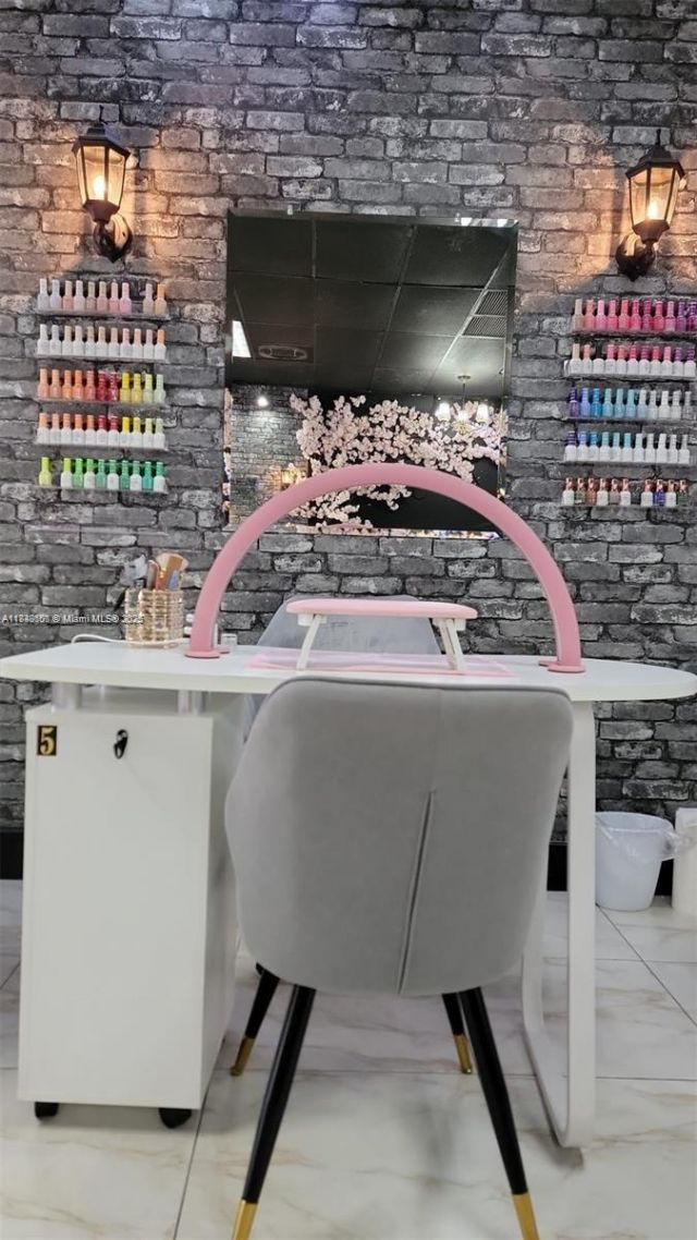 5220 Coconut Creek Pkwy, Margate, FL 33063 Photo