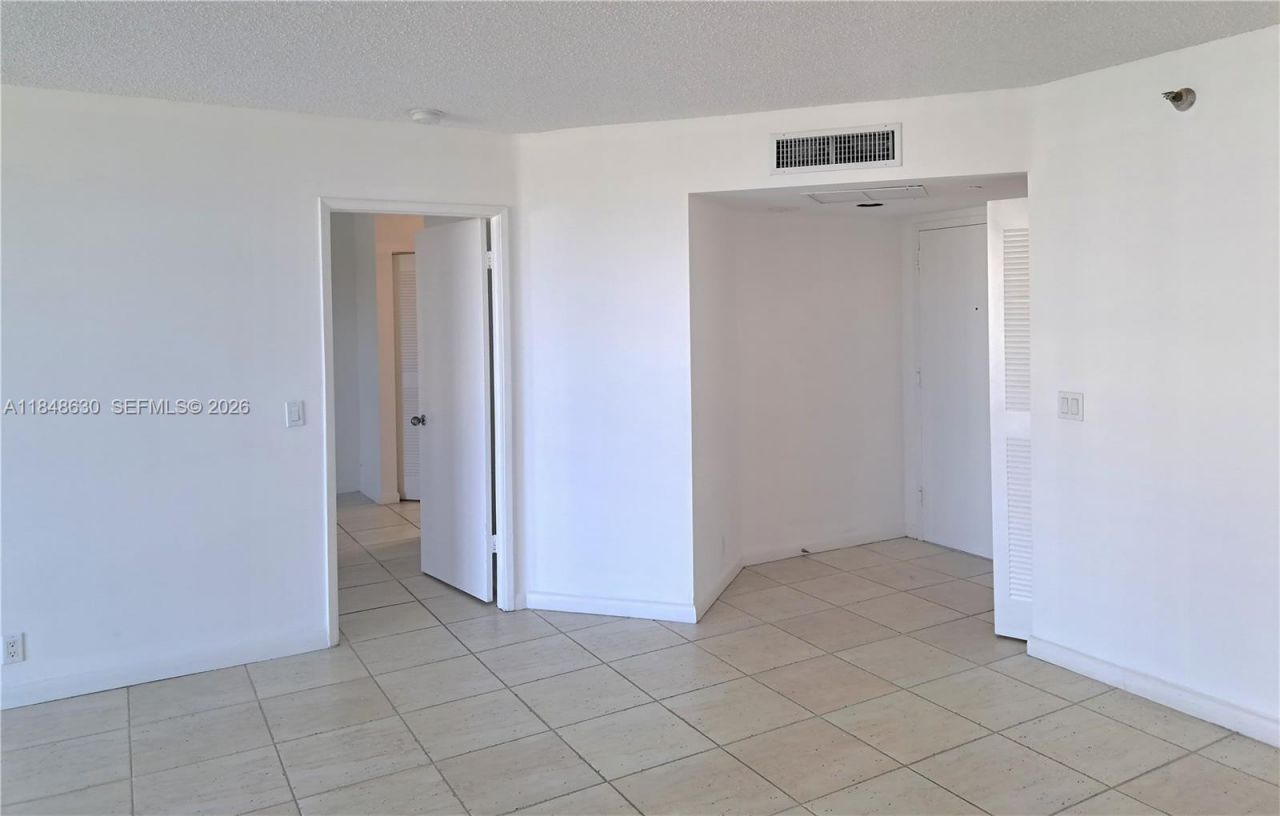 3300 NE 191 St, Unit 1207, Aventura, FL 33180 Photo