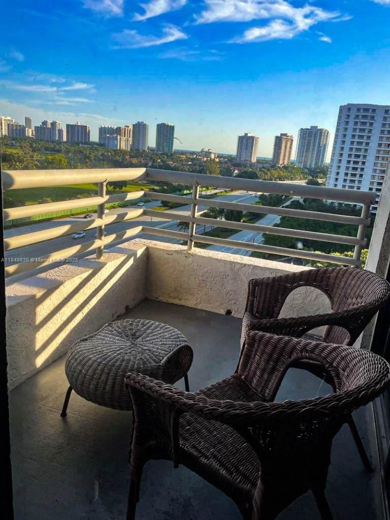 3300 NE 191 St, Unit 1207, Aventura, FL 33180 Photo