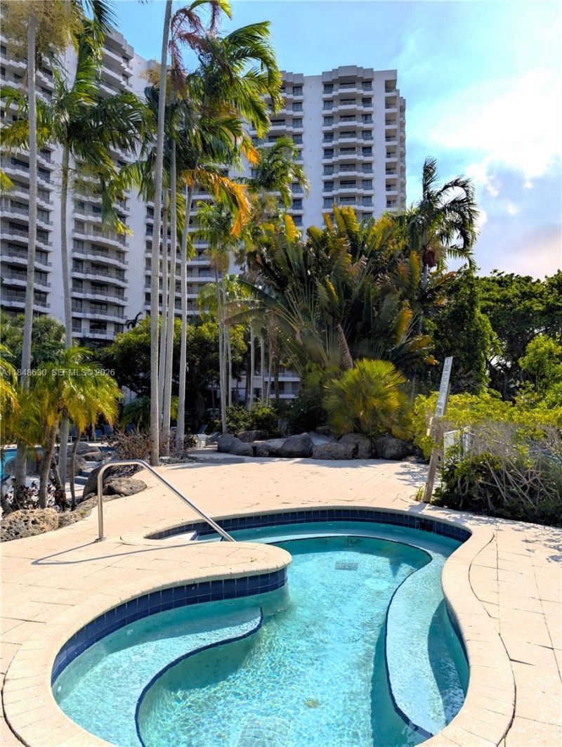 3300 NE 191 St, Unit 1207, Aventura, FL 33180 Photo