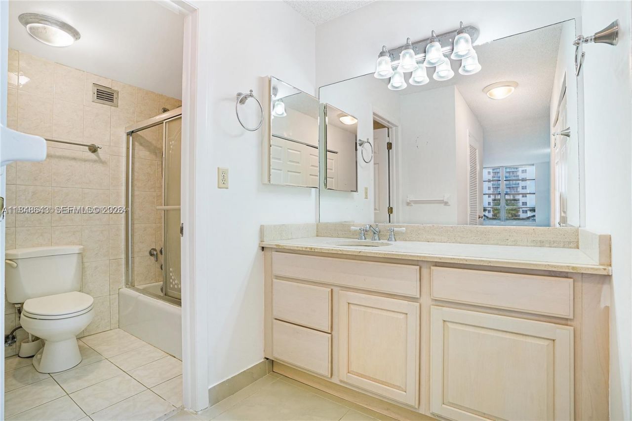 3800 S Ocean Dr, Unit 414, Hollywood, FL 33019 Photo