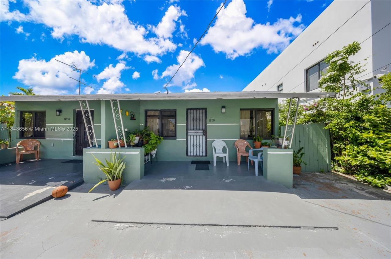 1858 SW 5th St, Miami, FL 33135 Photo