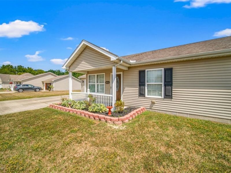 309 Woodland Way, Unit A, Jefferson, OH 44047 Photo 2