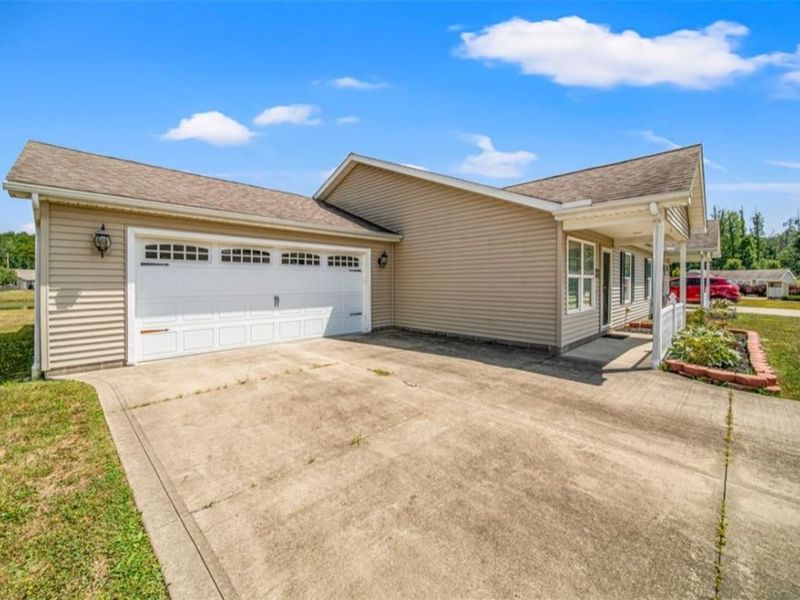 309 Woodland Way, Unit A, Jefferson, OH 44047 Photo 3