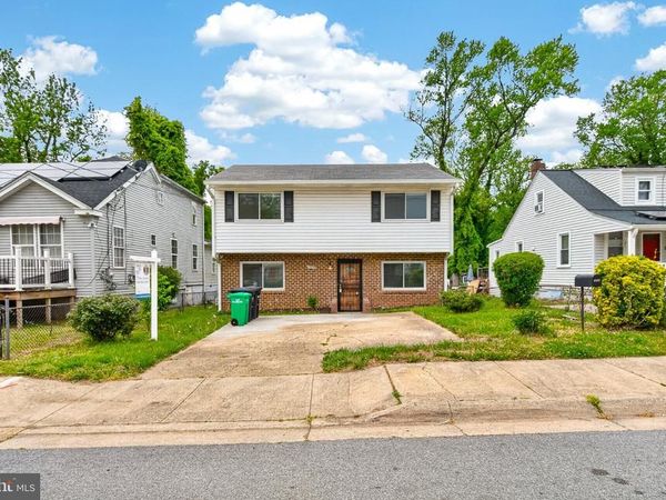 304 CEDARLEAF AVENUE, CAPITOL HEIGHTS, MD 20743