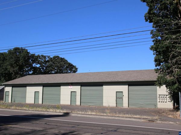 710 N 2nd St, Jefferson, OR 97352