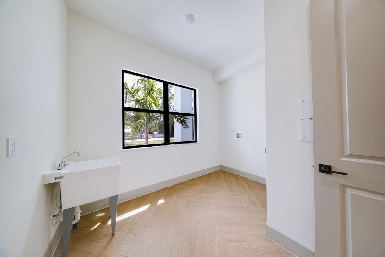 16577 Orange Boulevard N, Loxahatchee, FL 33470 Photo