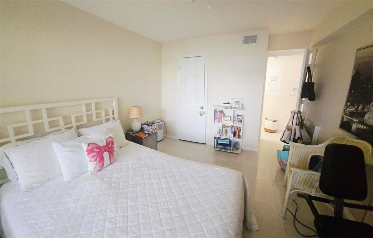 850 S Tamiami Trail, Unit 506, Sarasota, FL 34236 Photo