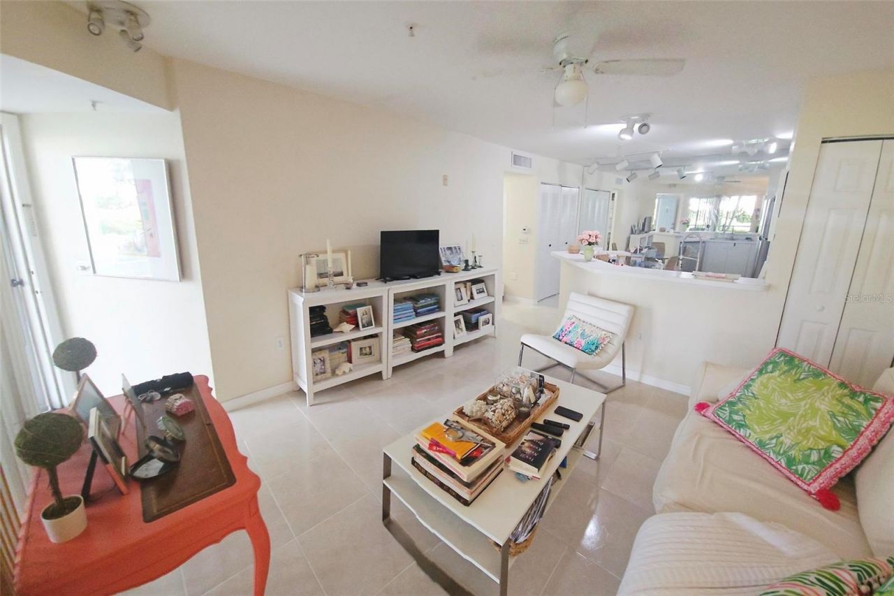 850 S Tamiami Trail, Unit 506, Sarasota, FL 34236 Photo