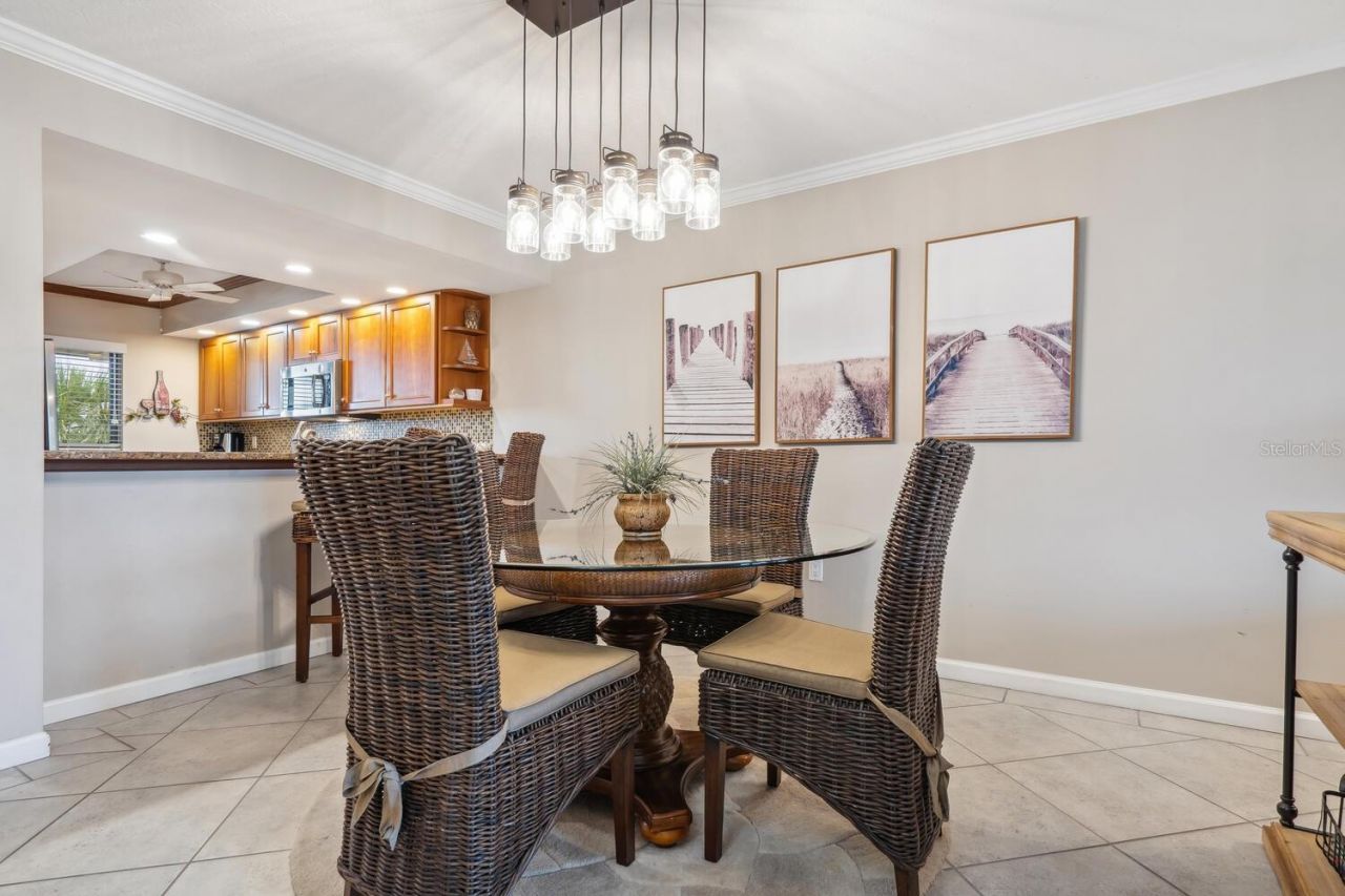 6236 Midnight Pass Road, Unit 304, Sarasota, FL 34242 Photo