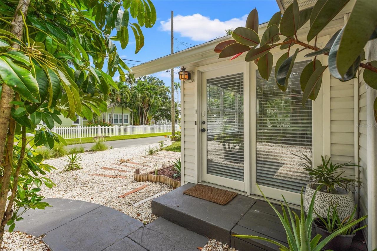 2705 2nd Avenue W, Bradenton, FL 34205 Photo