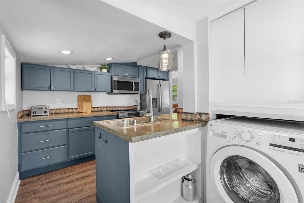 2705 2nd Avenue W, Bradenton, FL 34205 Photo