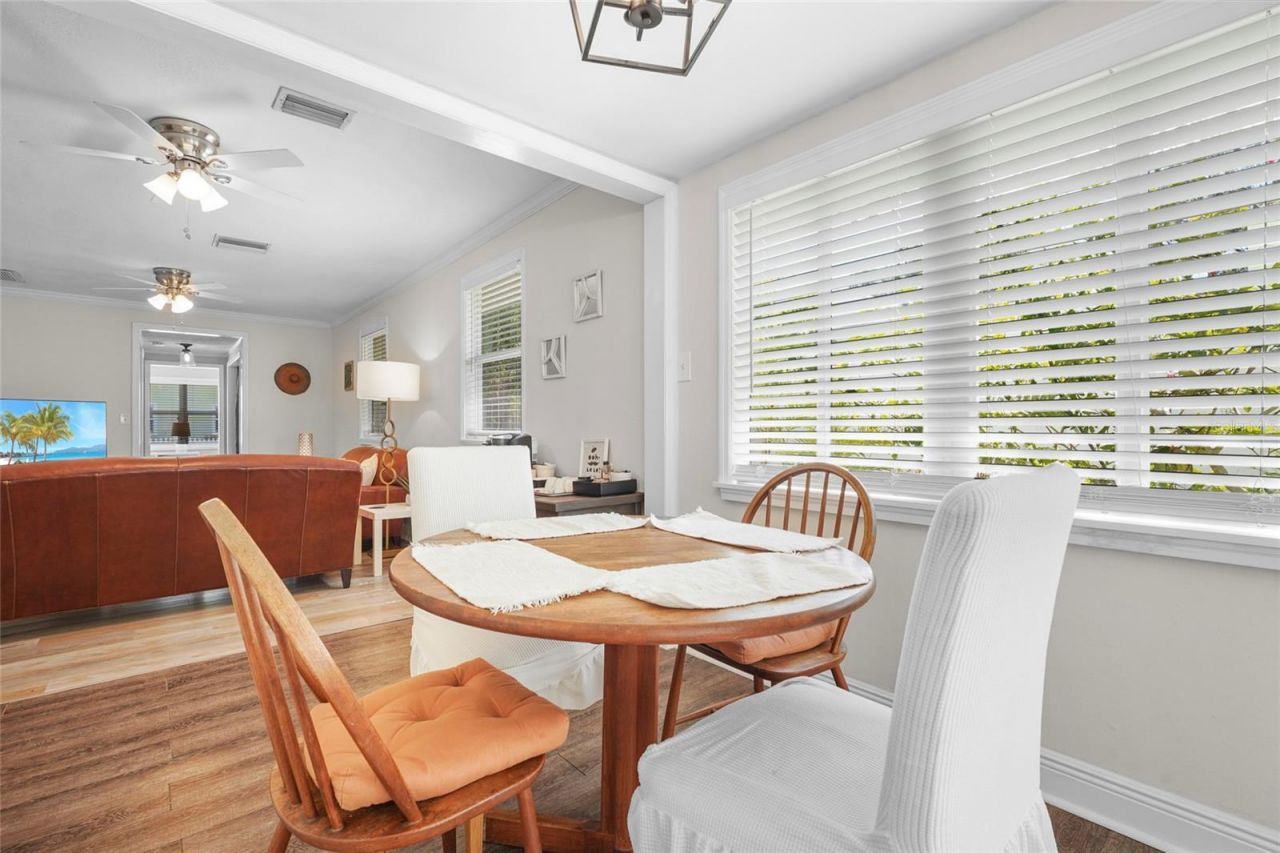 2705 2nd Avenue W, Bradenton, FL 34205 Photo