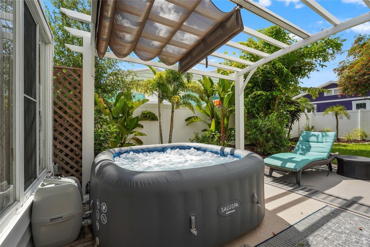 2705 2nd Avenue W, Bradenton, FL 34205 Photo