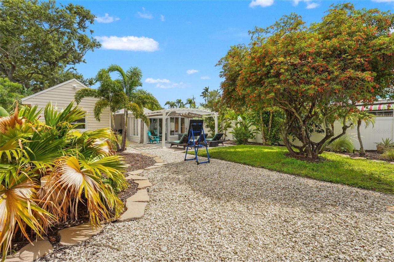 2705 2nd Avenue W, Bradenton, FL 34205 Photo