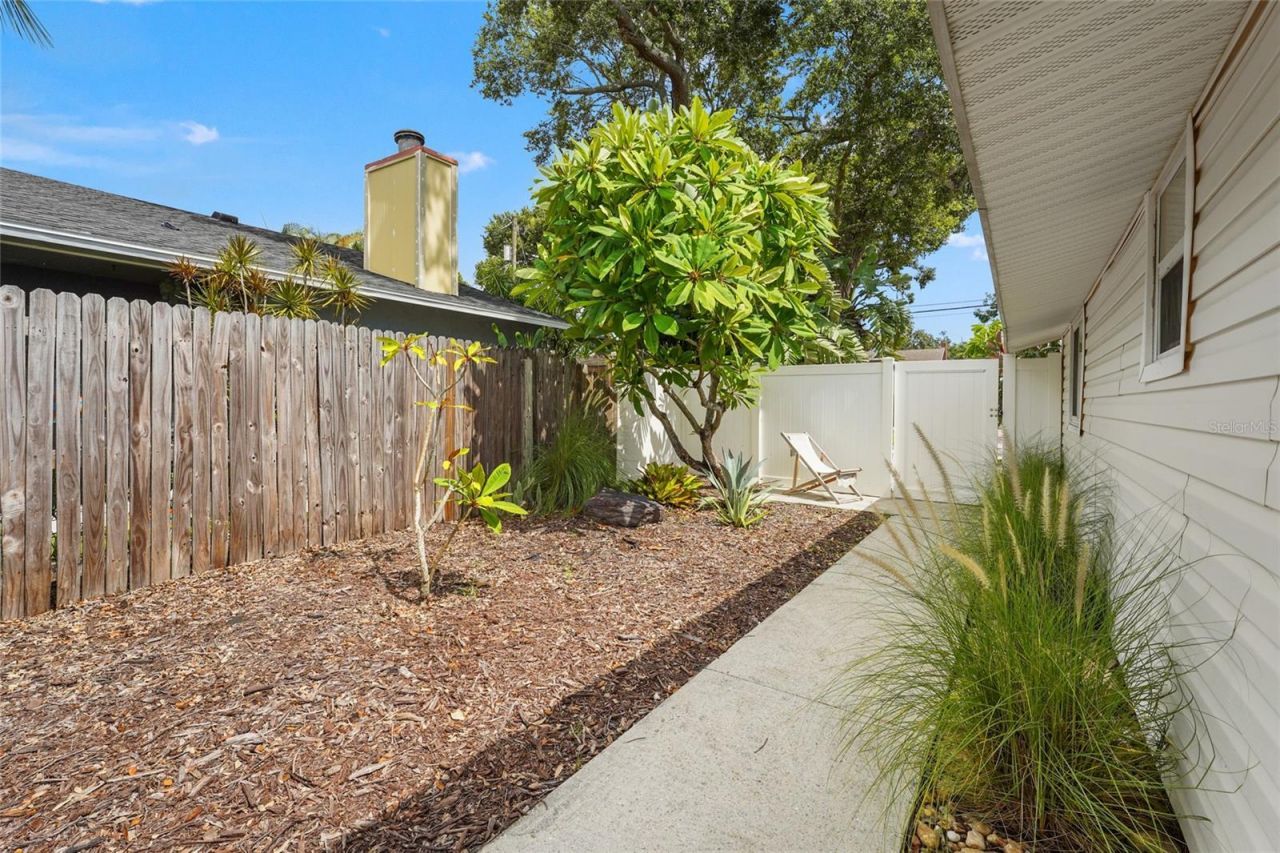 2705 2nd Avenue W, Bradenton, FL 34205 Photo