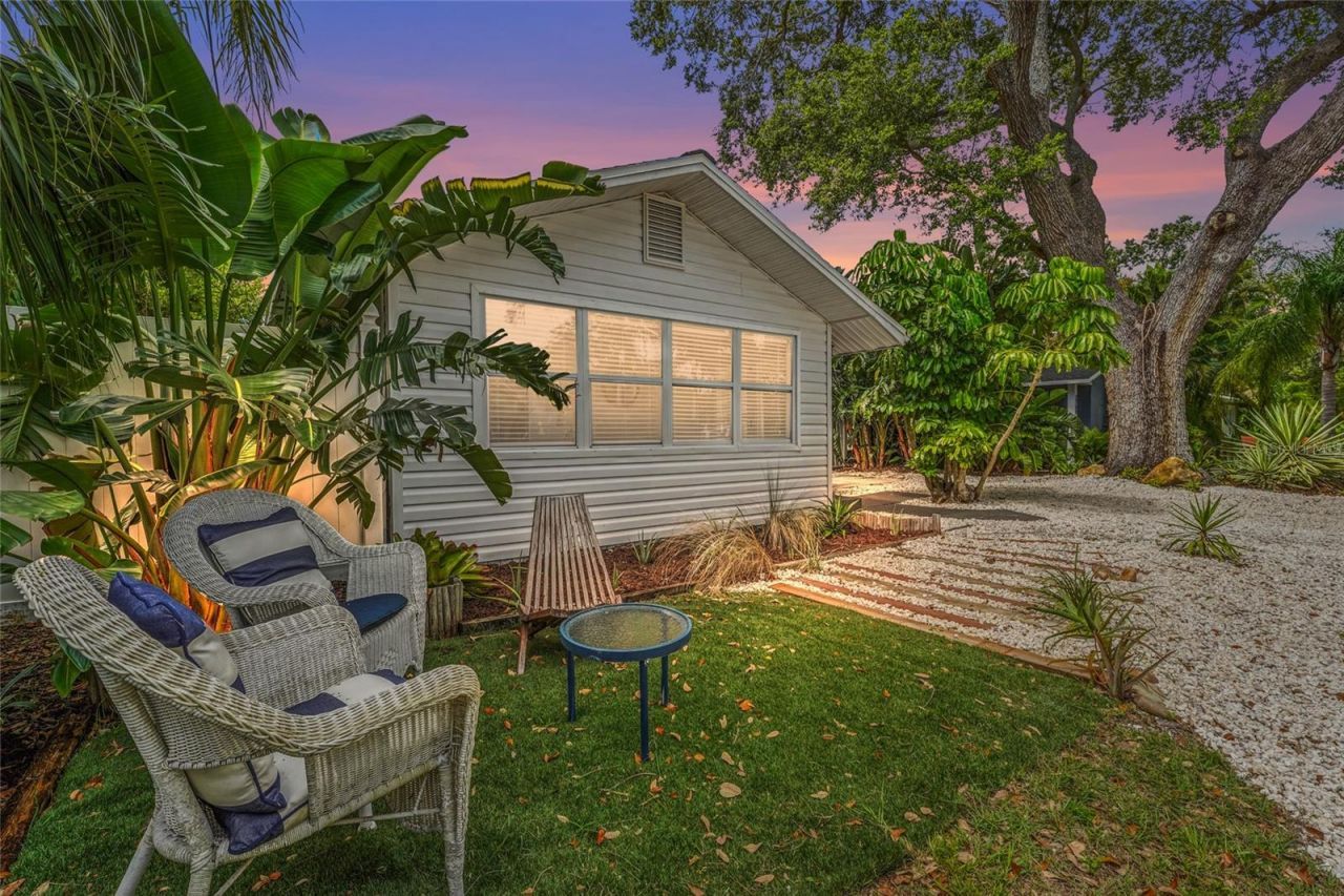 2705 2nd Avenue W, Bradenton, FL 34205 Photo