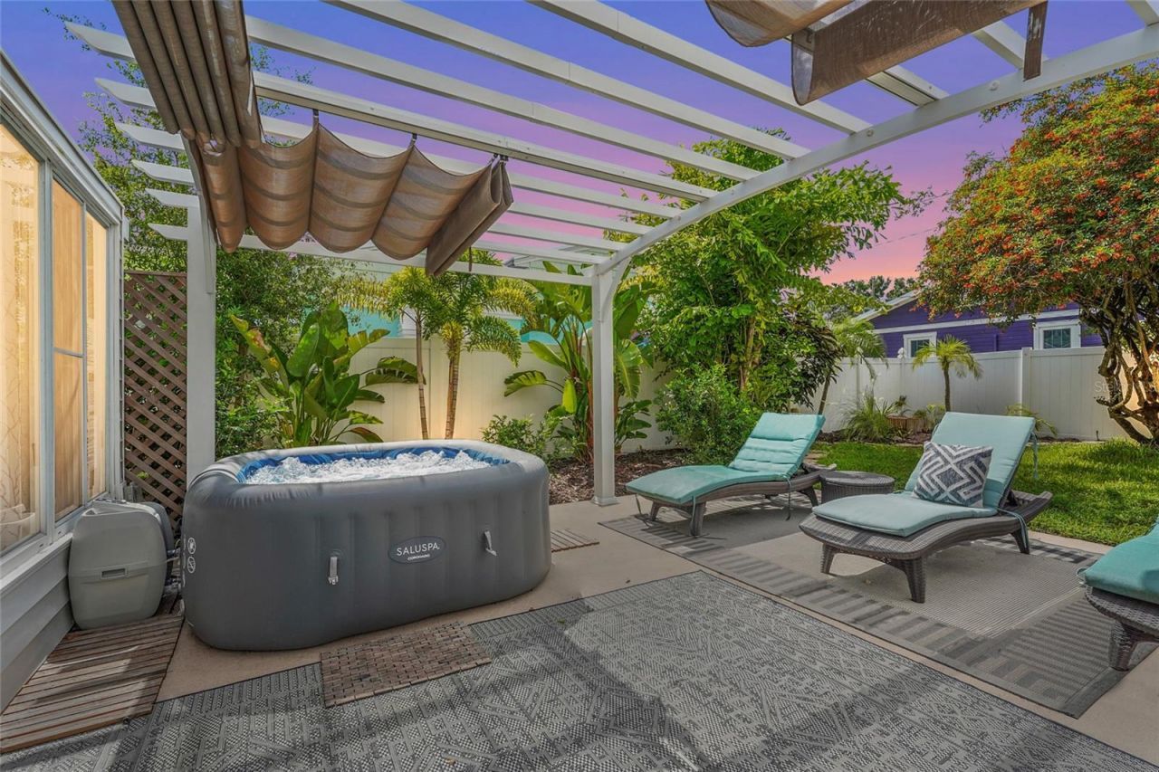 2705 2nd Avenue W, Bradenton, FL 34205 Photo