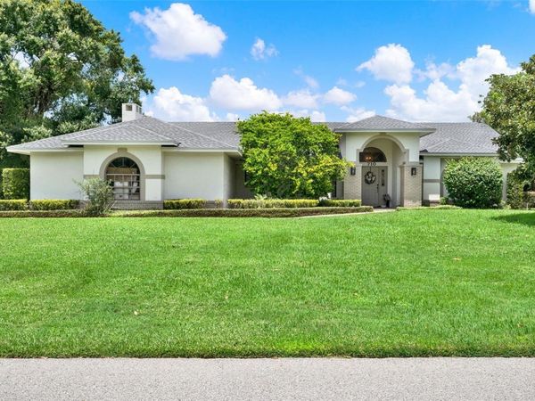 710 HERITAGE DRIVE NE, WINTER HAVEN, FL 33881