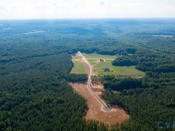 8236 Mount Eagle Road, Hanover, VA 23005