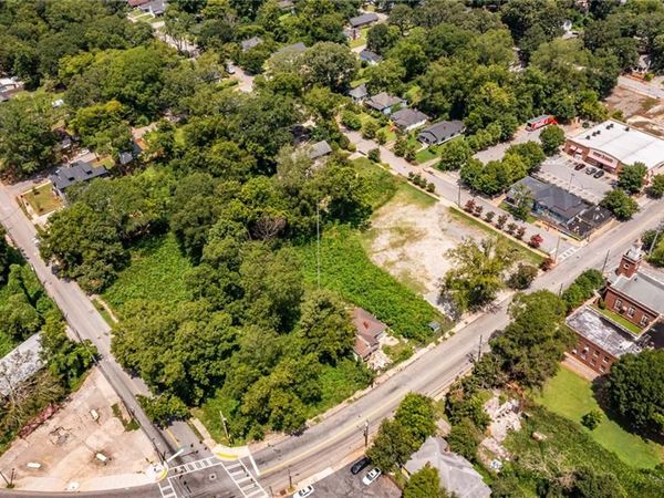 1765 Lakewood Avenue SE, Atlanta, GA 30315