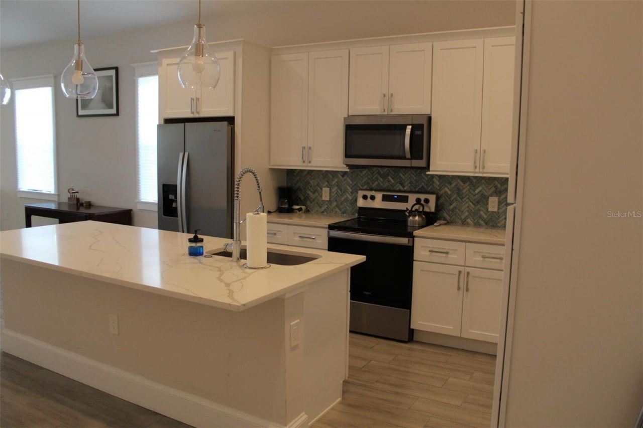 1615 17th Street W, Bradenton, FL 34205 Photo