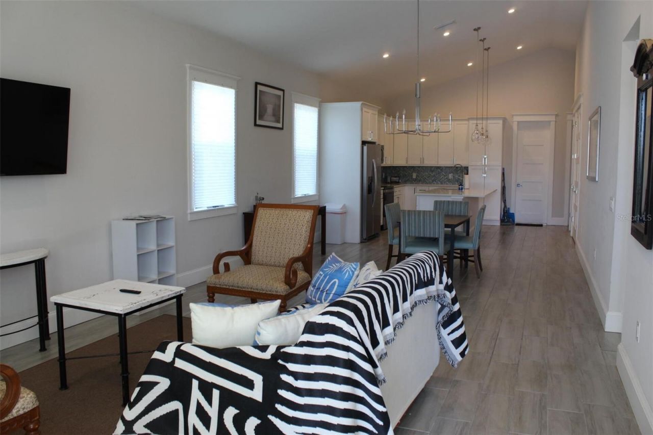 1615 17th Street W, Bradenton, FL 34205 Photo