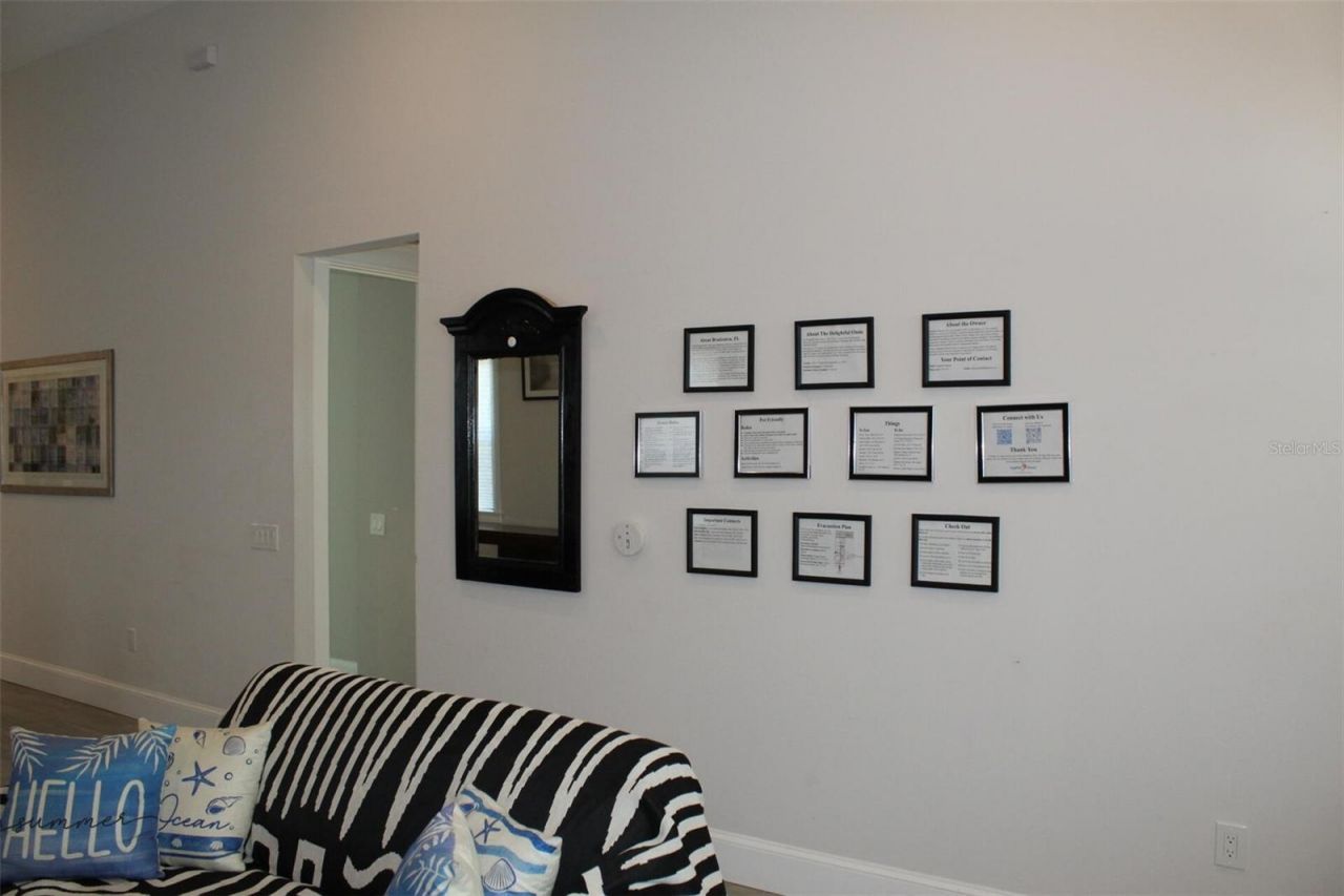 1615 17th Street W, Bradenton, FL 34205 Photo