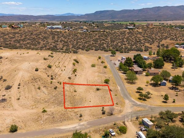 18108 W RICH HILL Road, Unit 227, Kirkland, AZ 86332