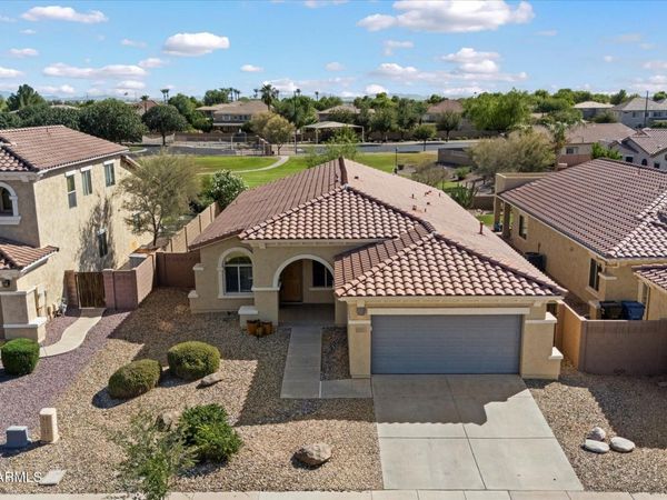 949 E INDIAN WELLS Place, Chandler, AZ 85249