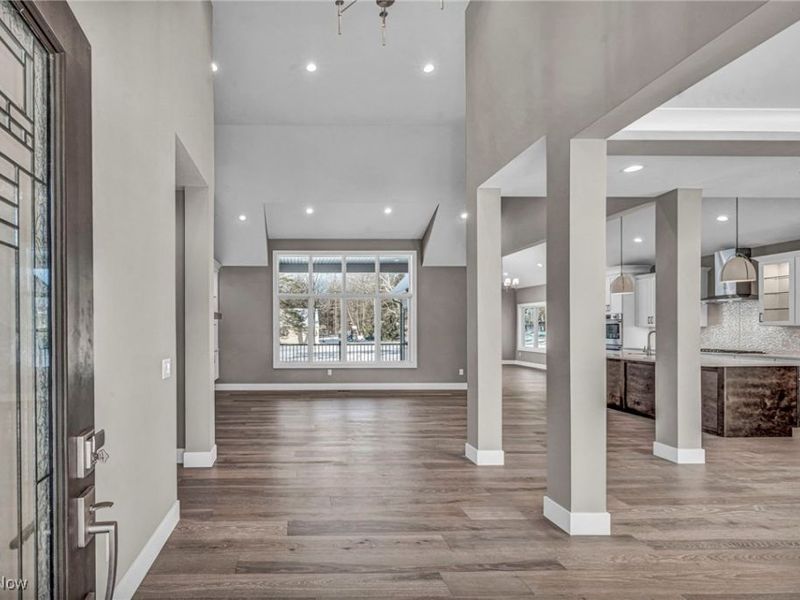 35 Hopewell Trail, Moreland Hills, OH 44022 Photo 2