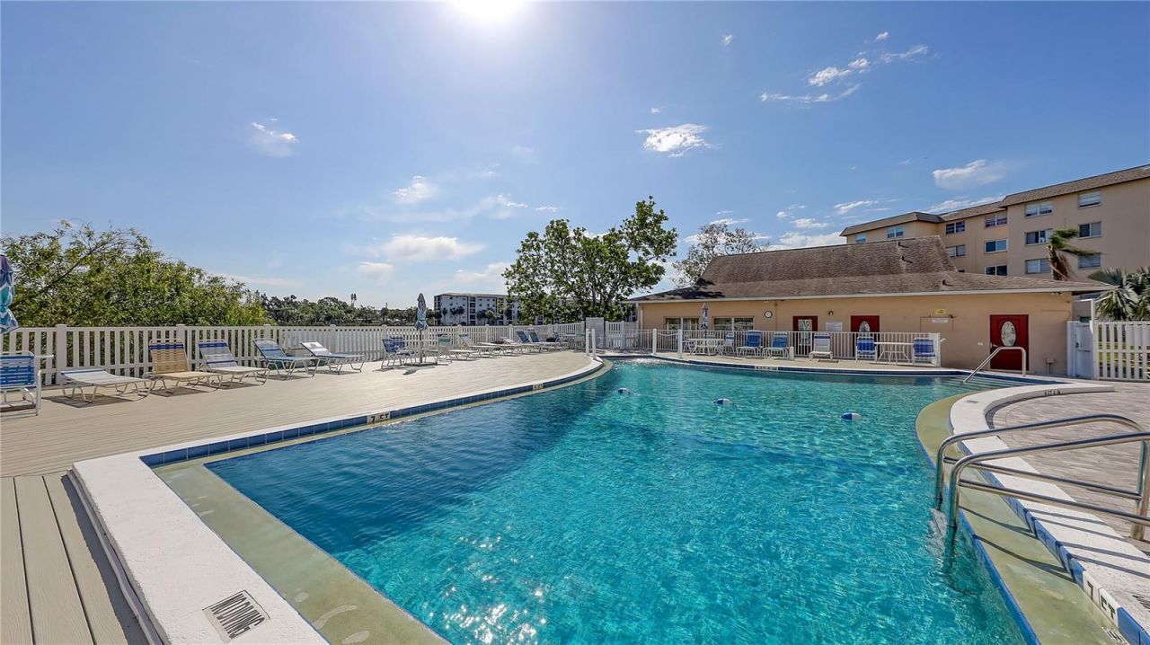 3845 Lake Bayshore Drive, Unit F103, Bradenton, FL 34205 Photo