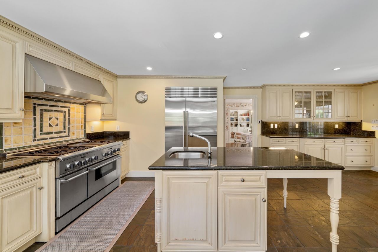 6 Via Vizcaya, Palm Beach, FL 33480 Photo