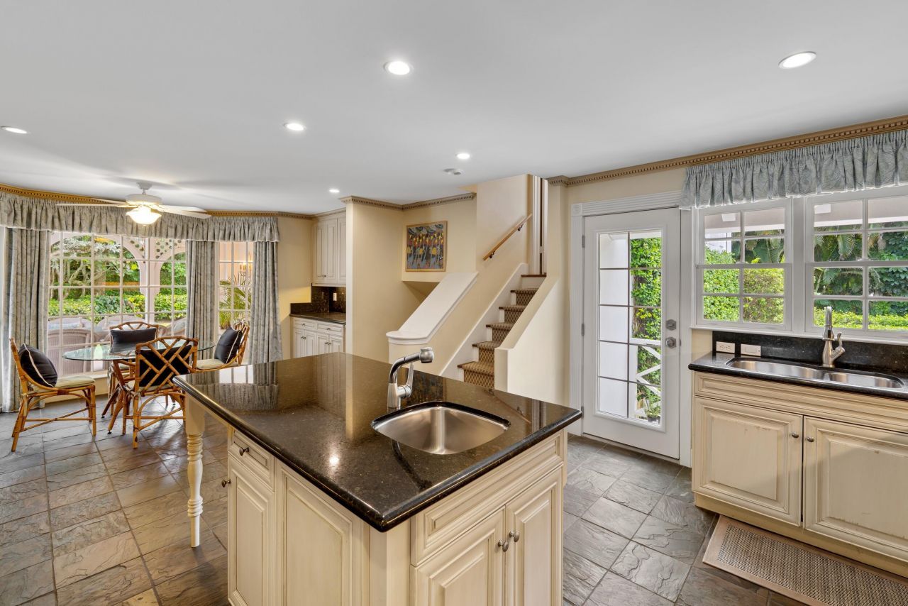 6 Via Vizcaya, Palm Beach, FL 33480 Photo