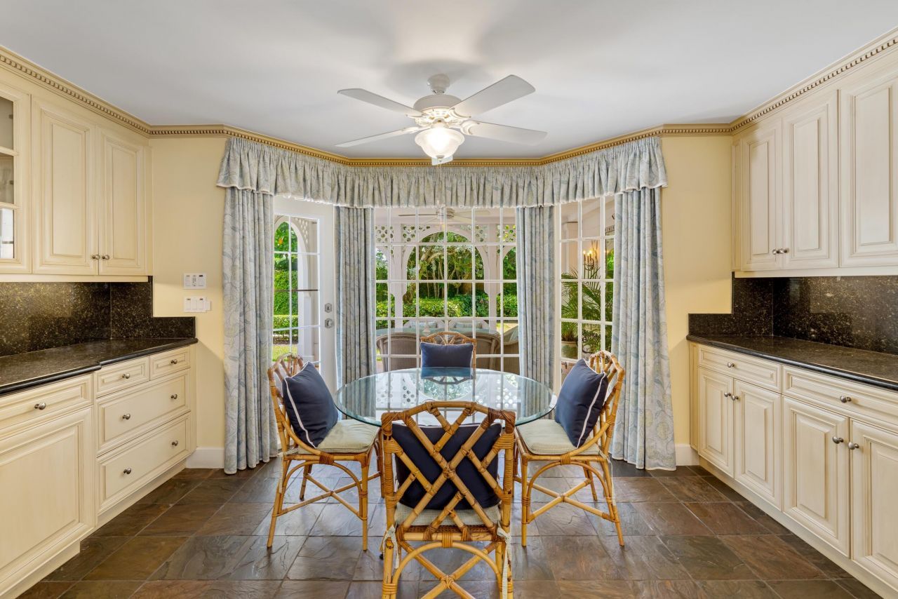 6 Via Vizcaya, Palm Beach, FL 33480 Photo