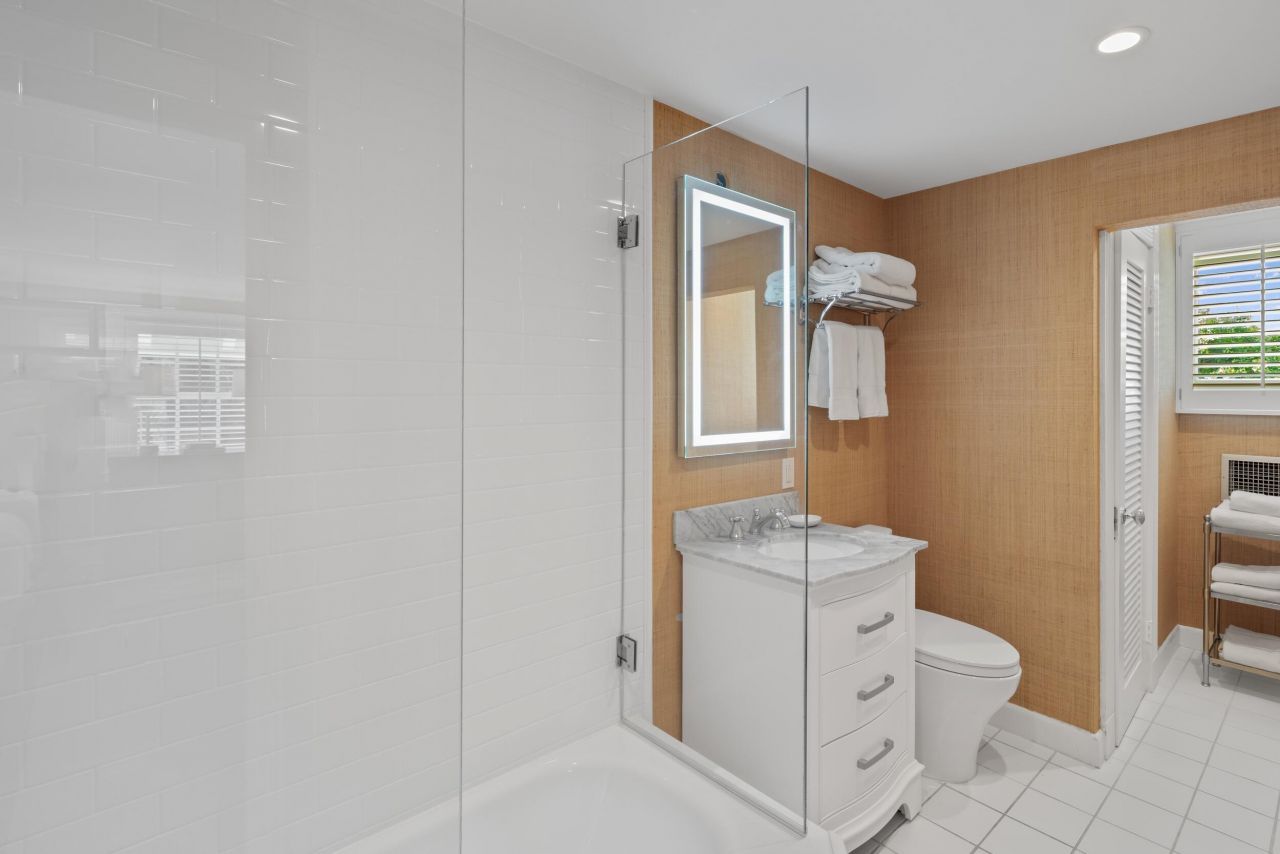 6 Via Vizcaya, Palm Beach, FL 33480 Photo