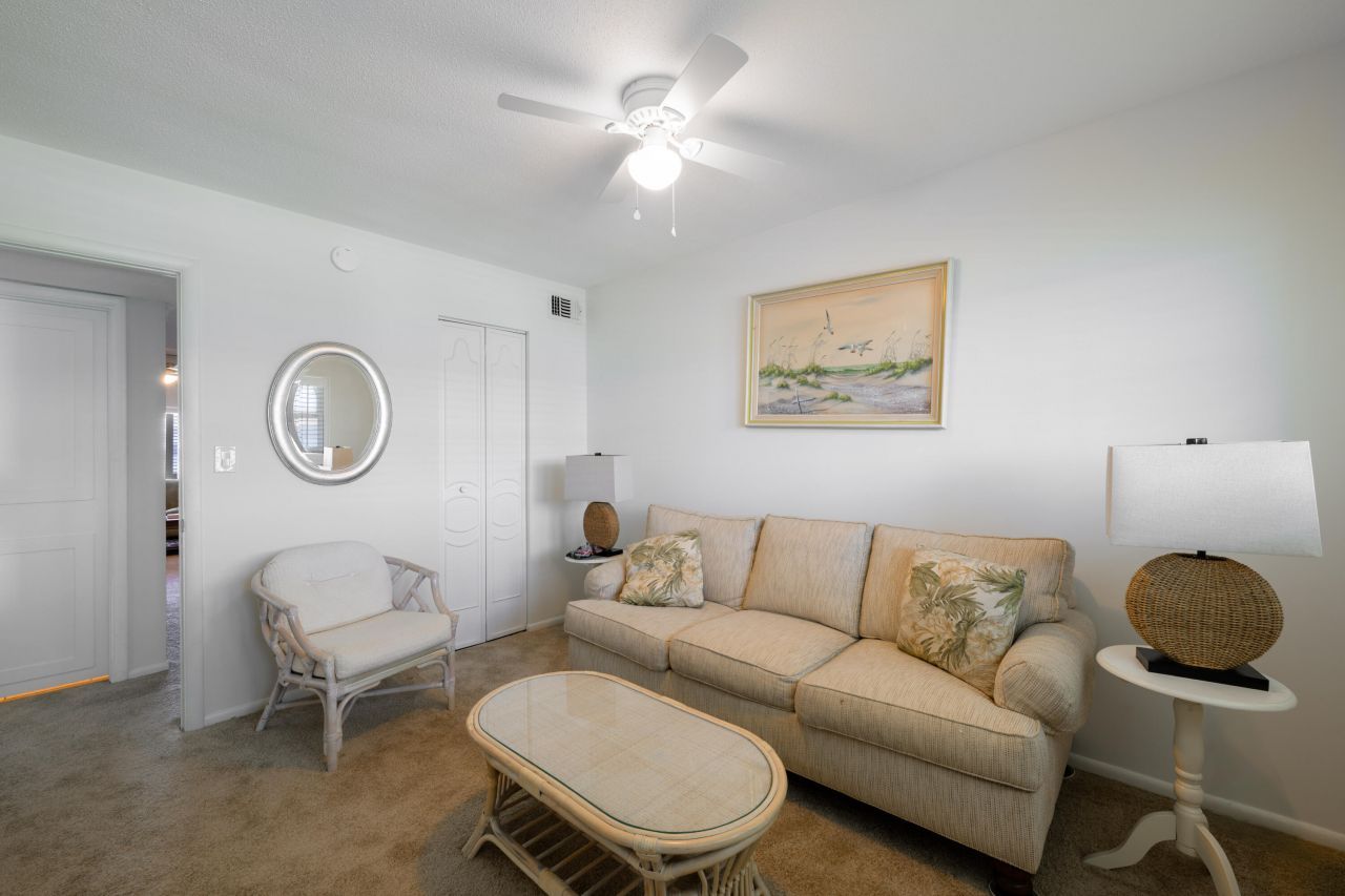 101 Doolen Court, Unit 307, North Palm Beach, FL 33408 Photo