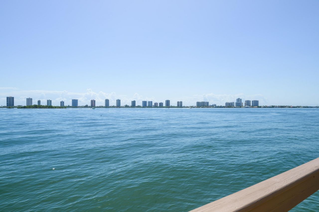 101 Doolen Court, Unit 307, North Palm Beach, FL 33408 Photo